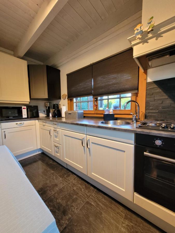 Ferienhaus Lathum Frueher Chalet Familienzeit Kültér fotó